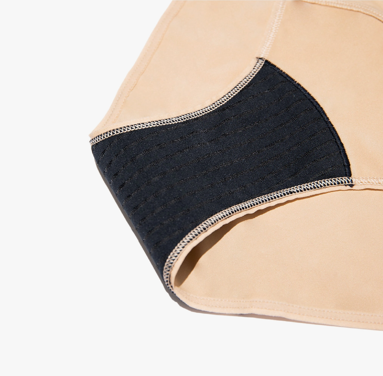 Saalt Mesh Bikini (Regular Absorbency)